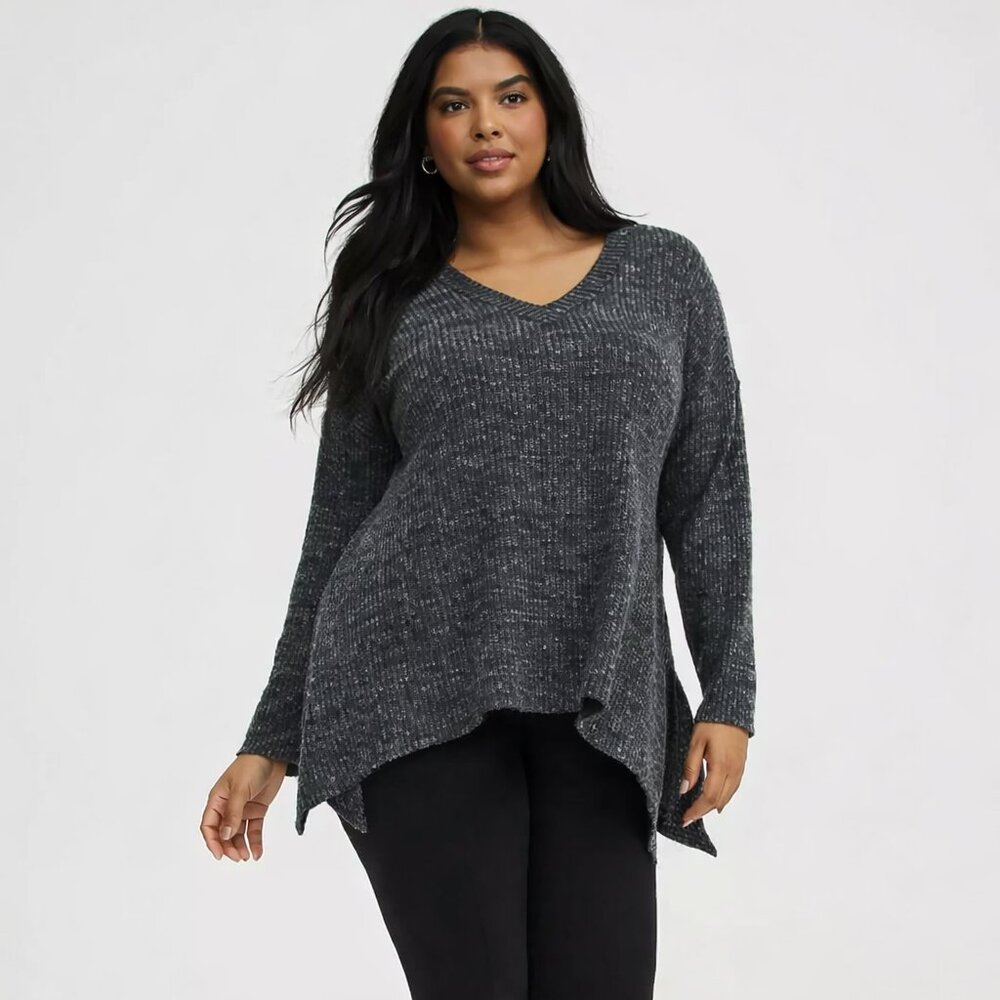 Torrid Size 2 Brushed Waffle Sharkbite Top NWT Black/Charcoal 18/20